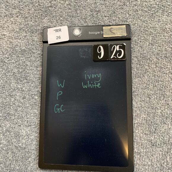 Nike Shorts Women M Medium Ivory White Tempo Drawstring Moisture Wicking Running - Picture 12 of 13